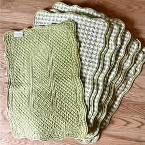 LIKE NEW Williams-Sonoma Table Quilted Fabric Kitchen Placemats Set of 14